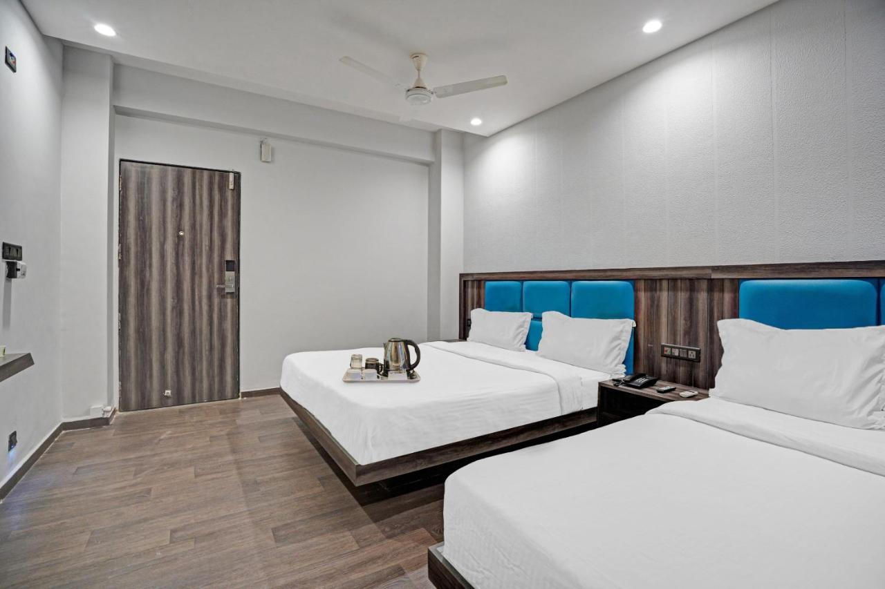 Super Oyo Townhouse 639 Hotel Citadel 2 Surat Exterior foto
